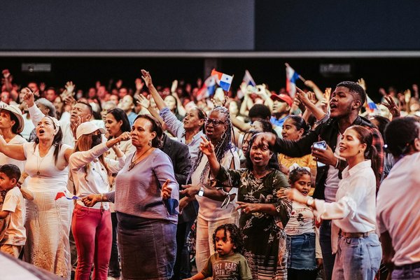Éveiller les Consciences : Stratégies Inspirantes pour Éduquer aux Droits de l'Homme à l'École
