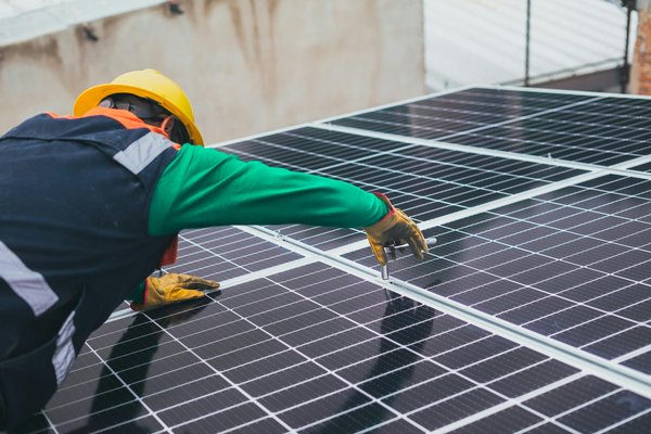 Économisez sur vos factures avec les panneaux solaires photovoltaïques